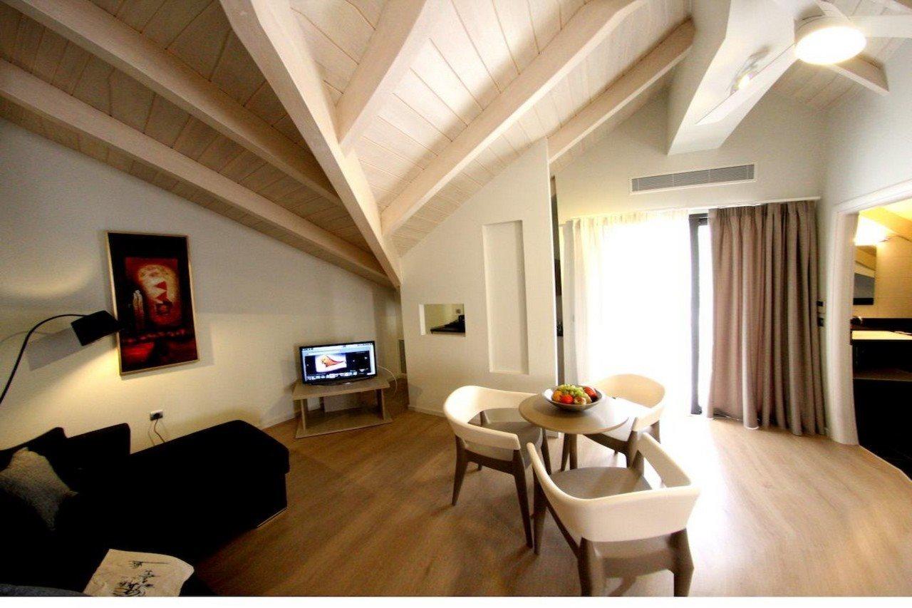 Otel Aura Boutique
