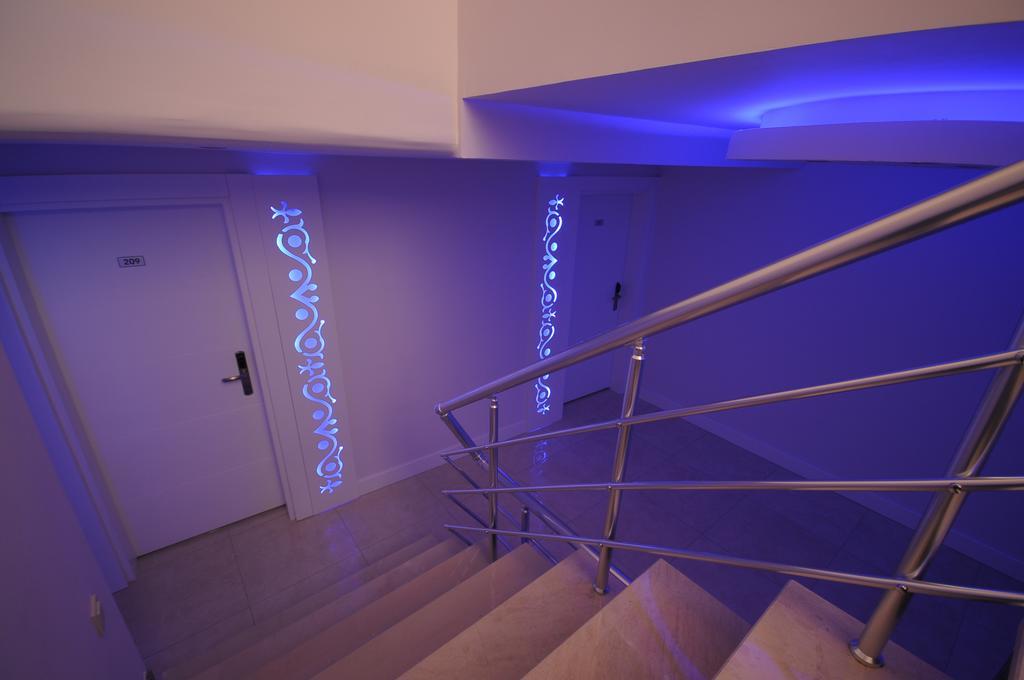 Otel Aura Boutique Side