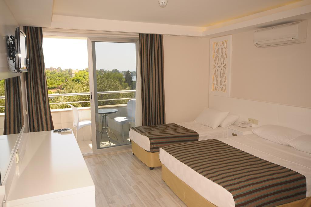 Otel Aura Boutique 3*
