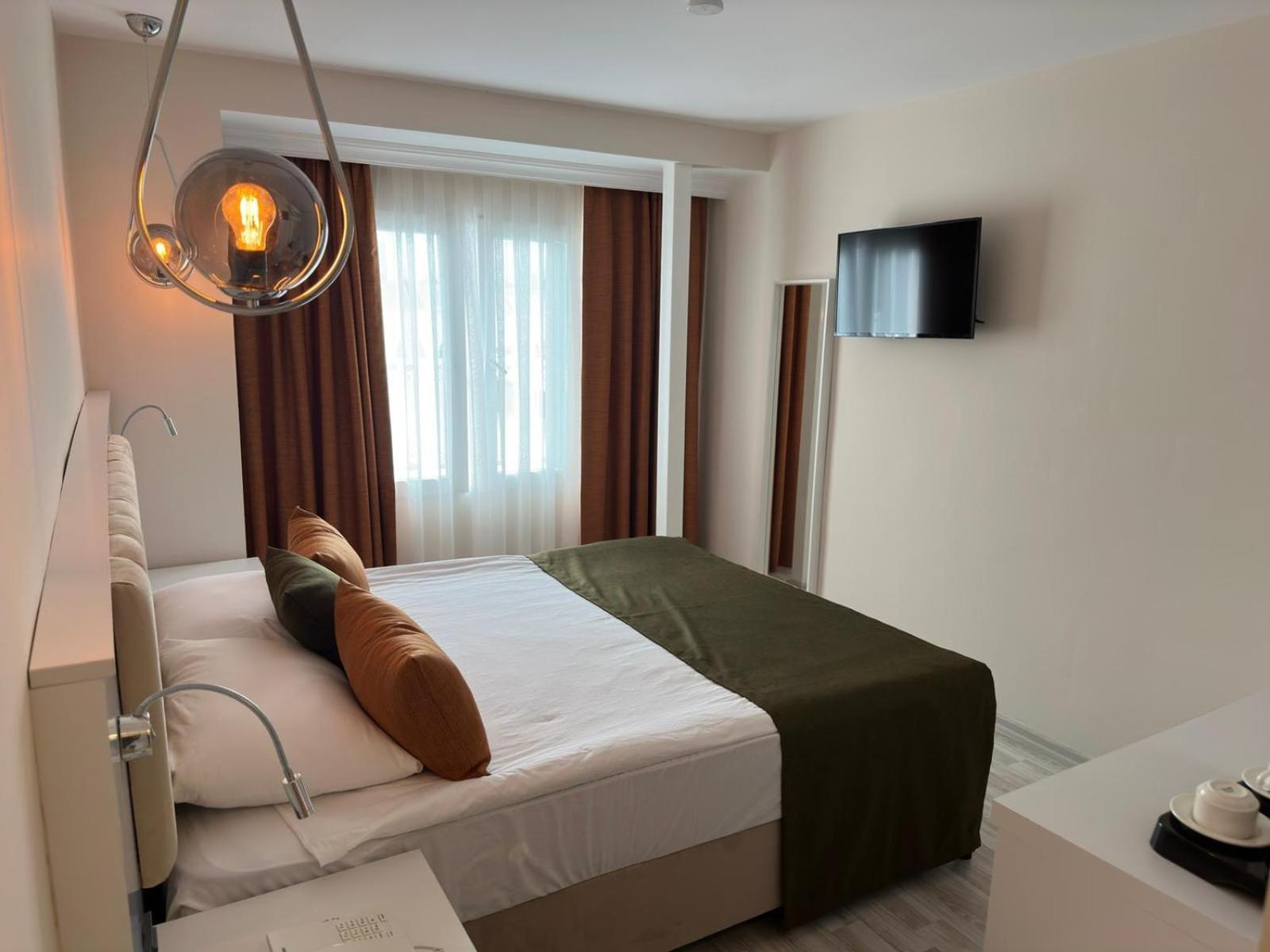 Aura Boutique Готель 3*