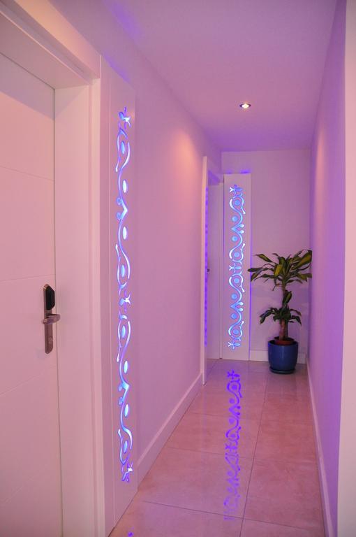 Готель Aura Boutique